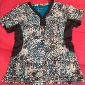 Women’s Healing Hands scrub top, size large